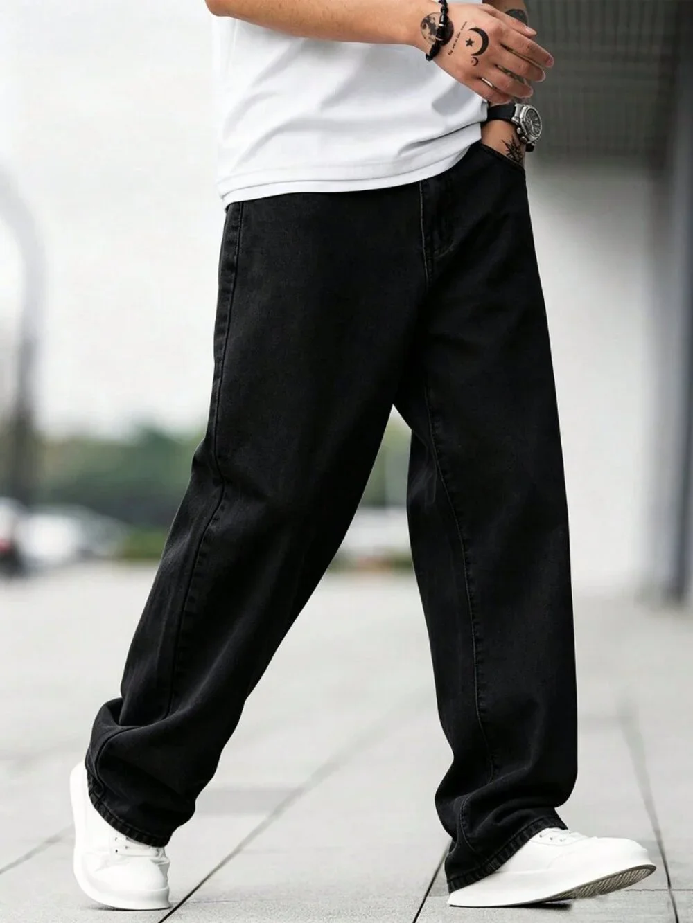 Black Casual Men's Loose Fit Cotton Jeans With Slant Pockets
